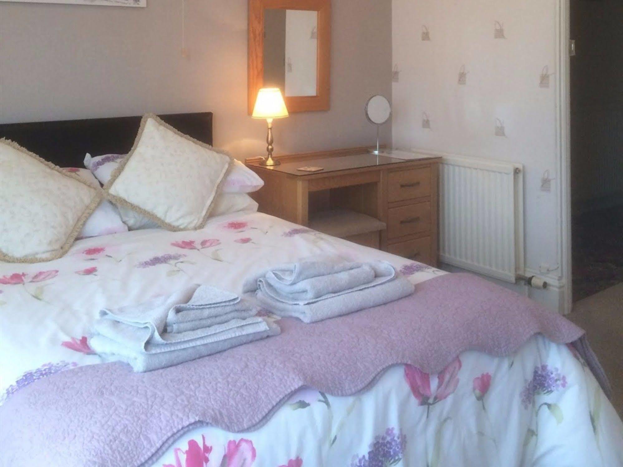 Glenora Guest House Whitby Eksteriør bilde